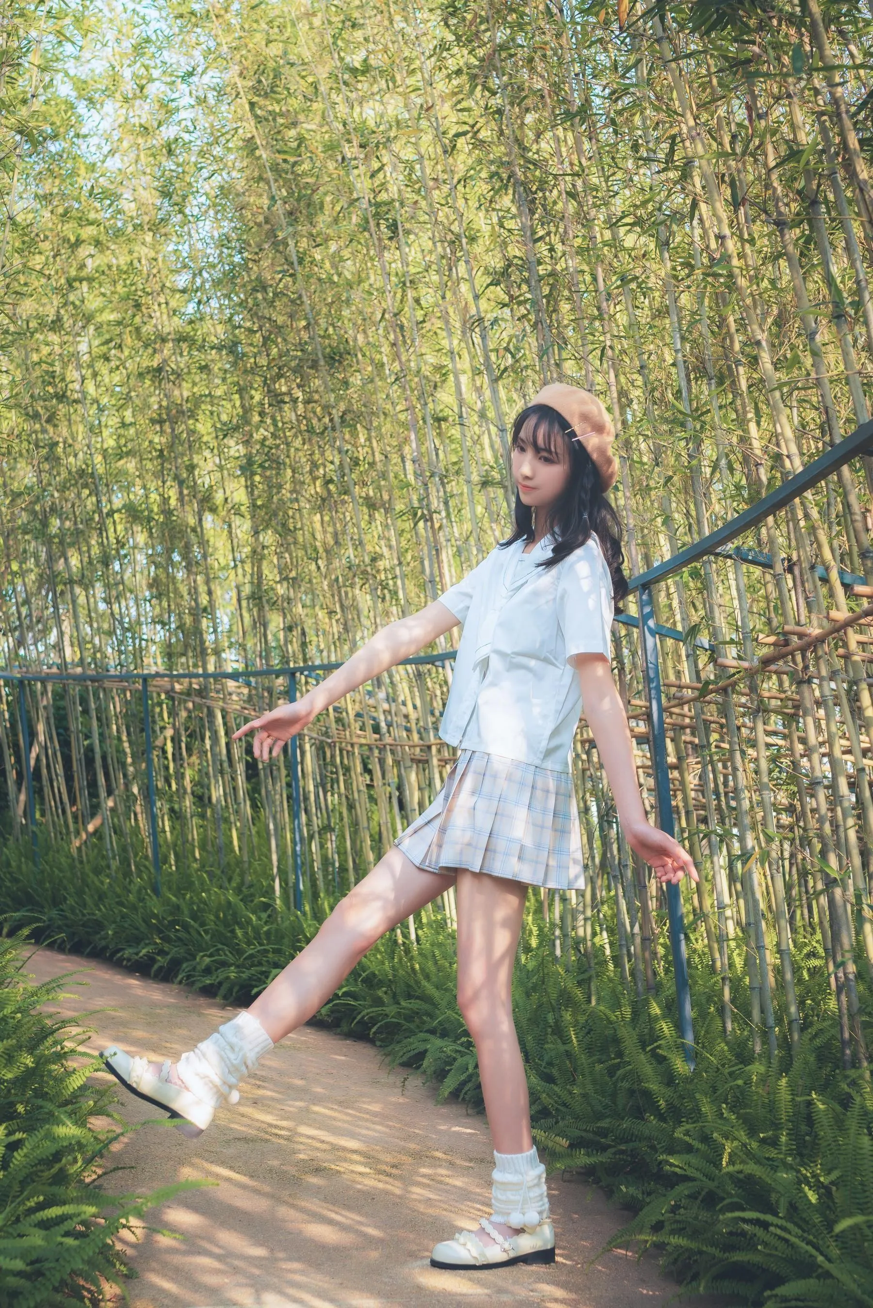 西瓜少女 NO.006 白云森林短袖无外套 [40P]插图7